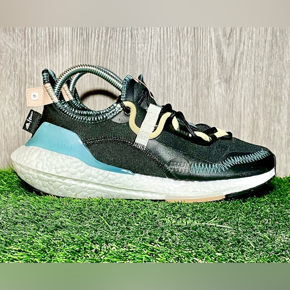 adidas UltraBoost 21 x Parley Carbon